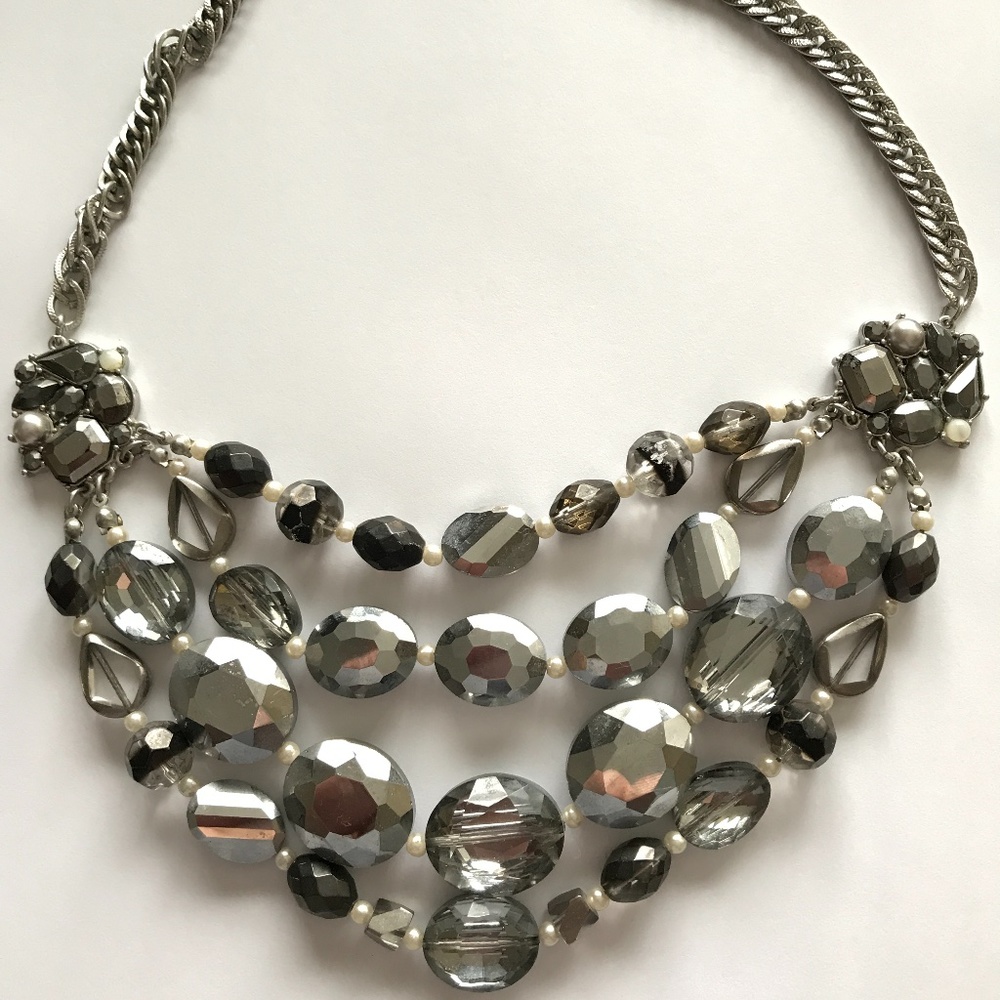 WHBM Statement necklace silver gray